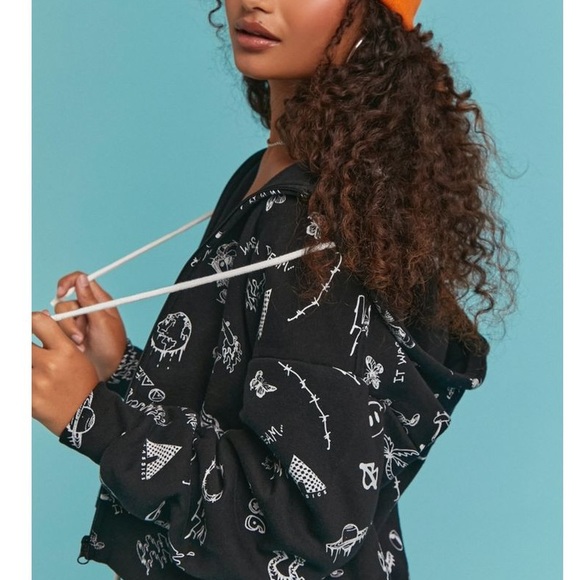 Forever 21 Airwalk Retro Print Black & White Cropped Hoodie Skater jacket Small - Picture 3 of 9